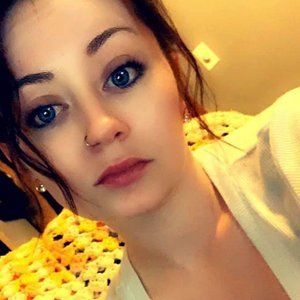 Meet your Posher, Liz